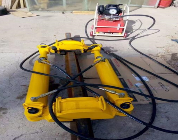 yls-600液压钢轨拉伸机铁路工务器材yls大型内燃轨道拉伸调整器